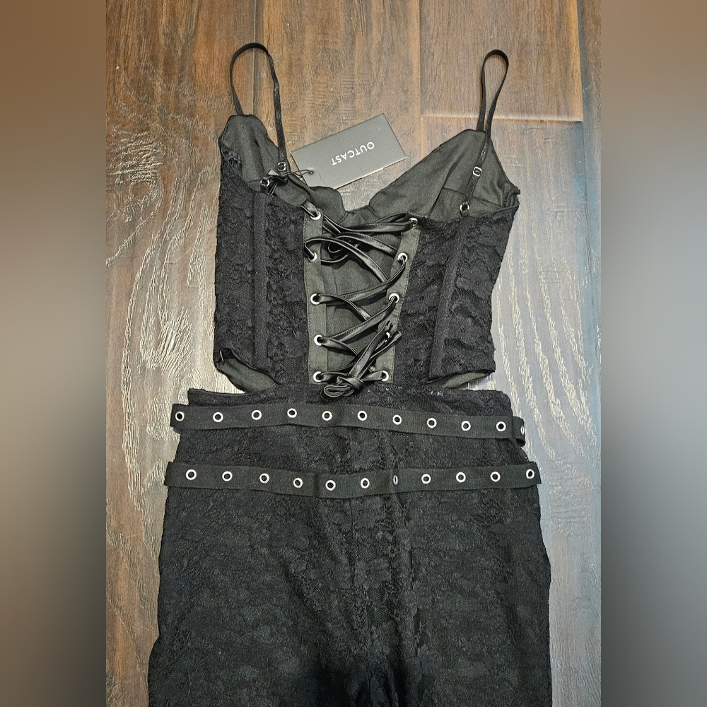 Elegant Black Flare Pants - Picture 9 of 10